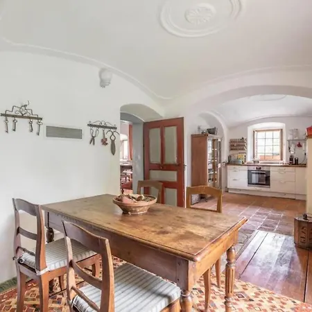 Casa de Férias 18 Century Bohemian By Interhome *