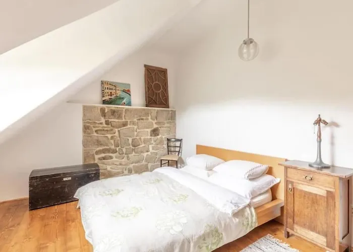 Casa de Férias 18 Century Bohemian By Interhome Clunek